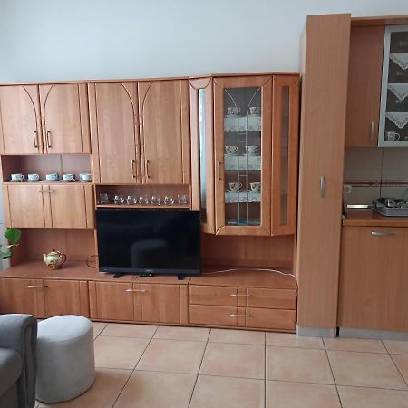 Apartman Mara Lovran Dış mekan fotoğraf